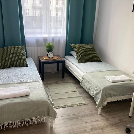 Rental Apartments Aleja Niepodleglosci Varsavia Esterno foto