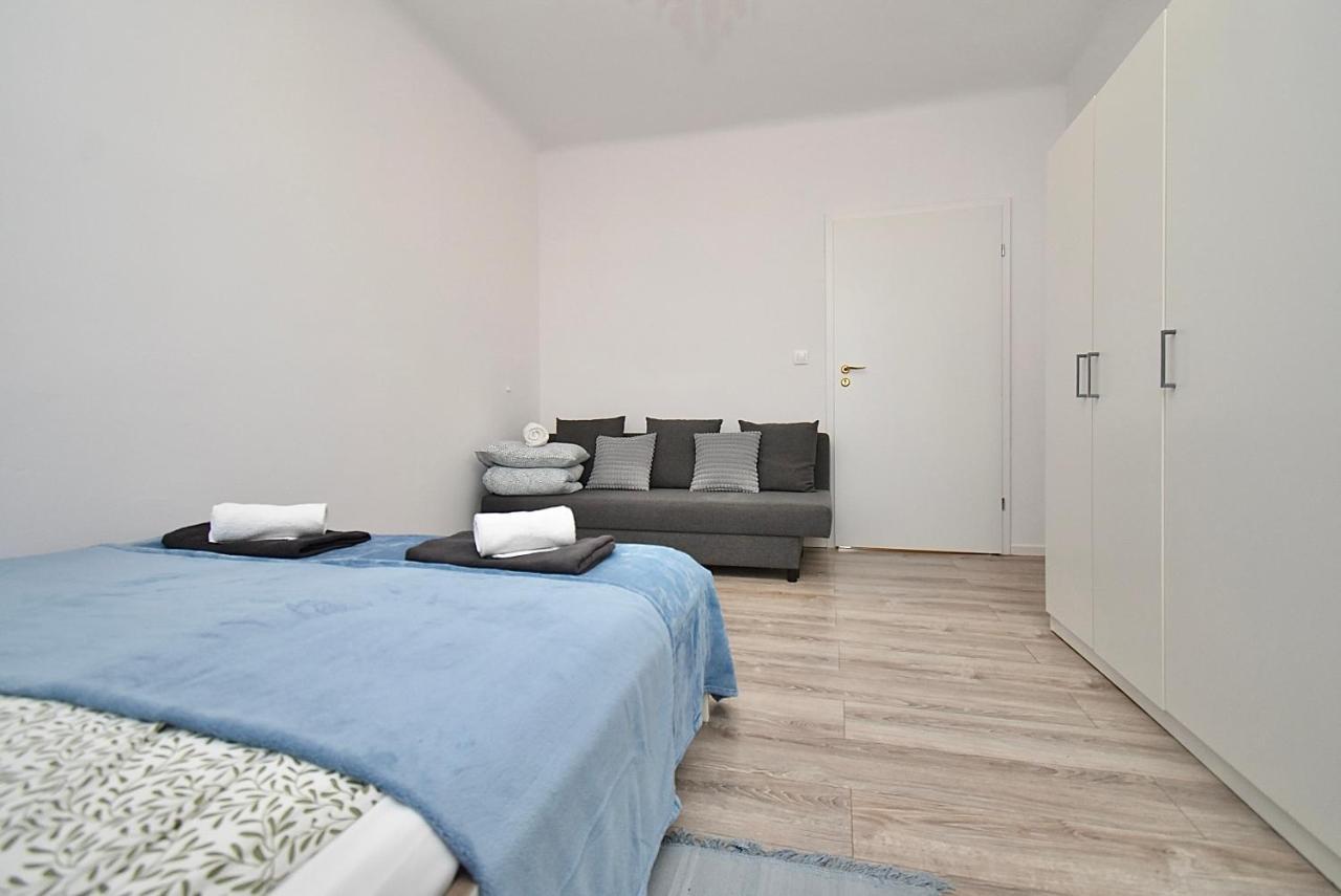 Rental Apartments Aleja Niepodleglosci Varsavia Esterno foto
