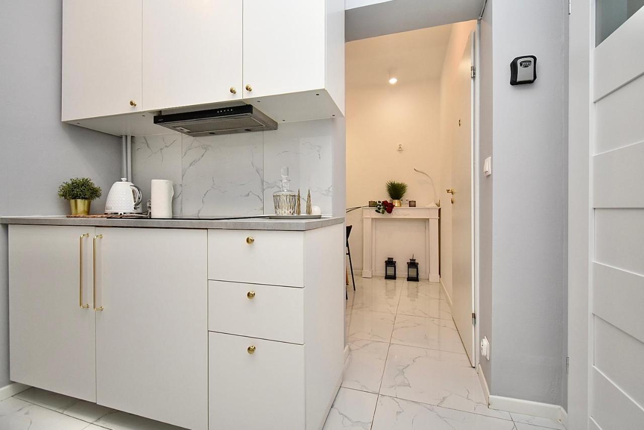 Rental Apartments Aleja Niepodleglosci Varsavia Esterno foto