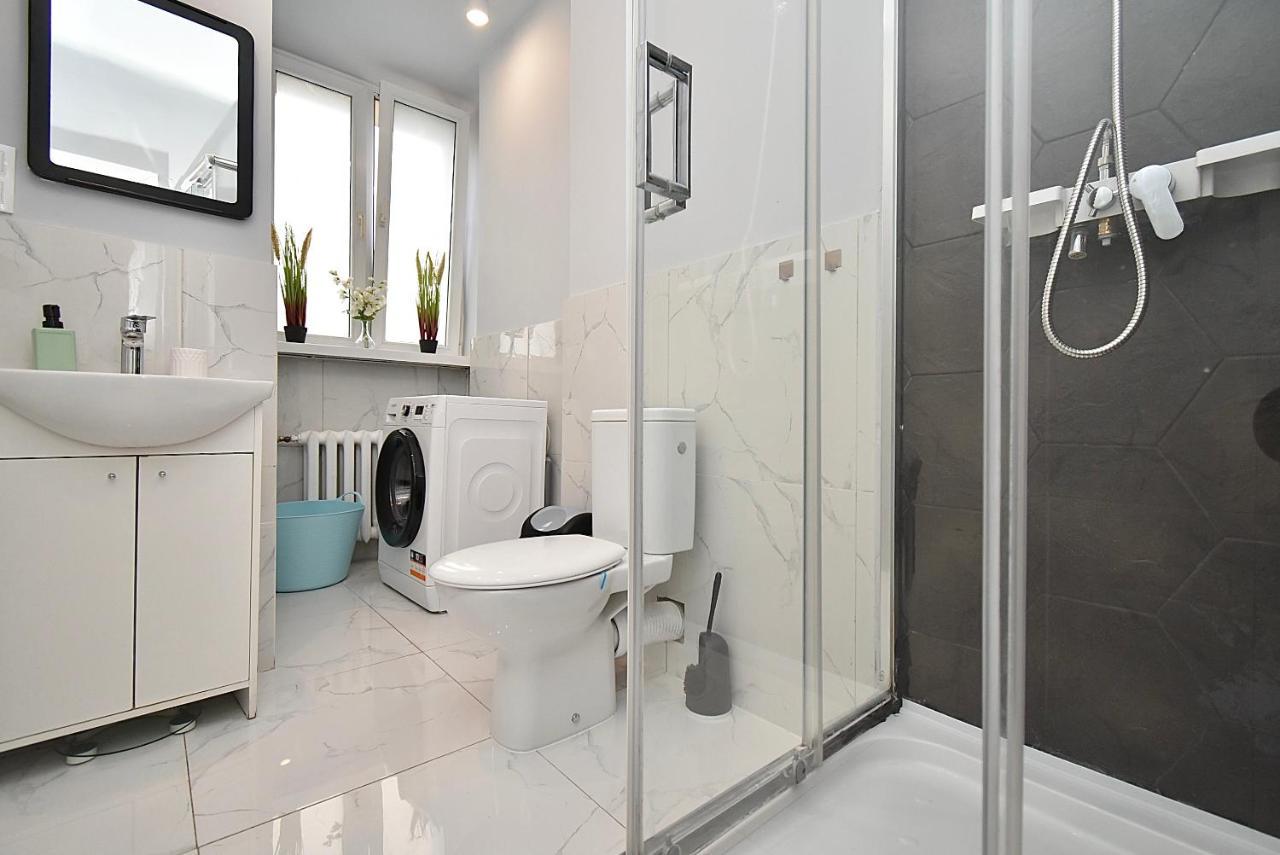 Rental Apartments Aleja Niepodleglosci Varsavia Esterno foto