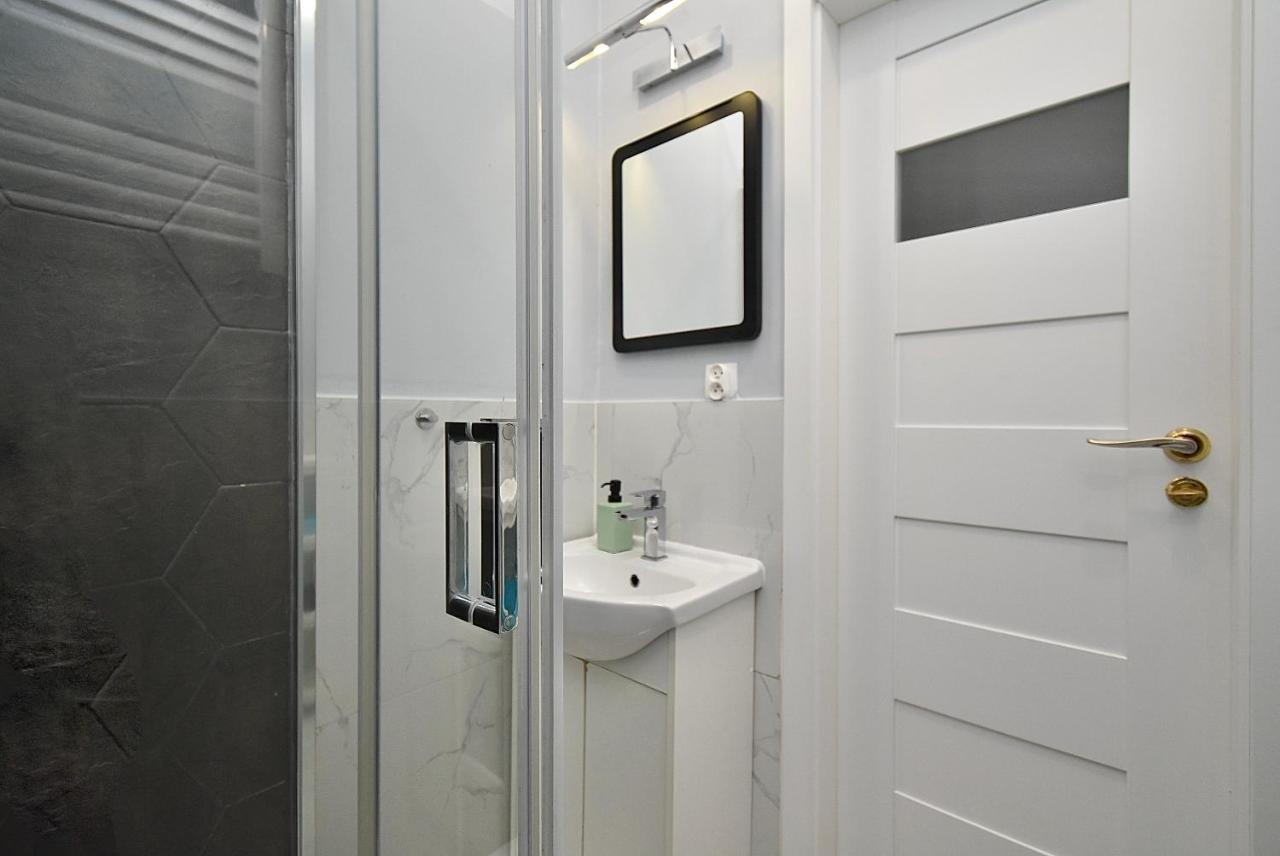 Rental Apartments Aleja Niepodleglosci Varsavia Esterno foto